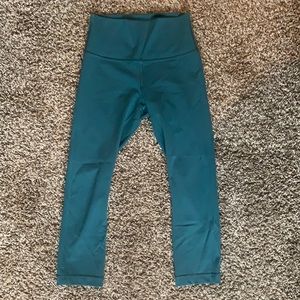 Lululemon Wunder Under CROPPED LENGTH leggings